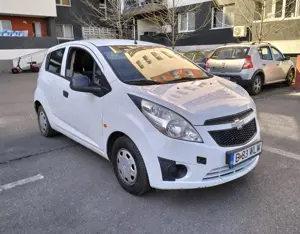 Chevrolet Spark 2012, benzină, consum mic EURO 5 Proprietar - imagine 2