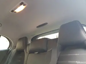 Mercedes Gla 220d 4matic 180cai proprietar in acte  - imagine 2