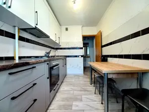Apartament cu 3 camere Dacia