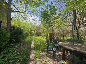 Apartament in casa cu gradina proprie in Centrul Istoric - imagine 2