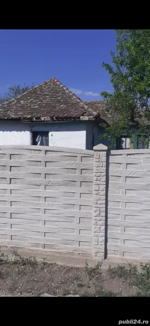 Vand Casa si Pamant in Cetate Dolj Strada tismana nr 40  - imagine 3