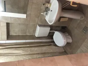Închiriez casa pt. Muncitori de 80 mp - imagine 2
