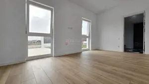 Structura Generoasa Zona Linistita - imagine 15