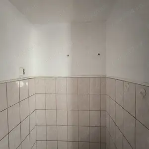 Garsonieră de vânzare   Calea Buziașului