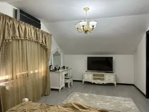 Casa de vanzare zona targul saptamanal - imagine 19