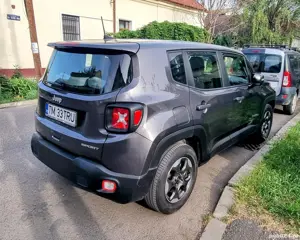 SUV JEEP Renegade - Primul proprietar, toate reviziile la reprezentanță - imagine 4