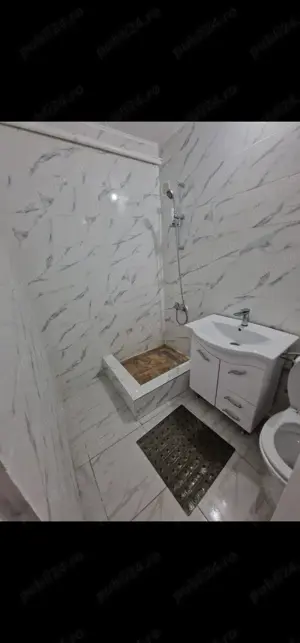 Închiriez garsoniera 160 lei  zi - imagine 4