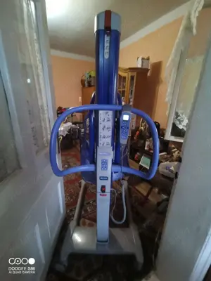 Elevator Arjo Maxi Move ptr. ridicare si transport pacienti