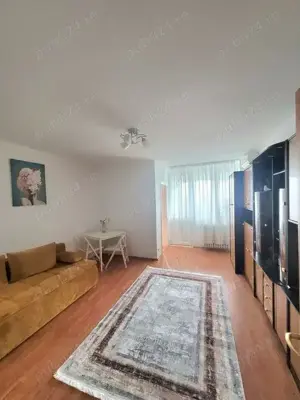 1 Camera decomandat   garsoniera pentru o fata singura - eleva studenta  - imagine 2