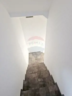 Spațiu generos in Piatra Neamt - perfect pentru afacerea ta - imagine 5