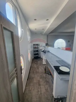 Spațiu generos in Piatra Neamt - perfect pentru afacerea ta - imagine 15