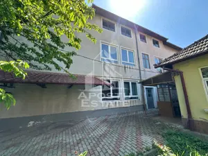 Cladire comerciala P+1E+M si casa, 797 mp teren, Zona Dorobantilor