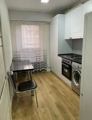 vanzare in zona Torontalului un apartament cu o camera - imagine 3