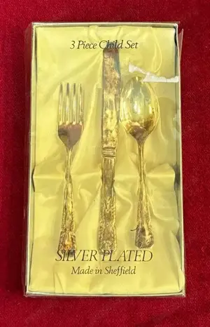 Set de botez pentru copii din 3 piese argintate Sheffield vintage - imagine 2