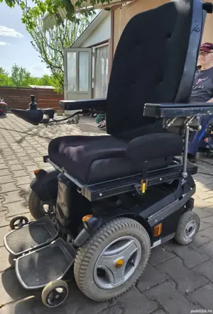 scaun ful electric cu jostik pentru persoane cu hanficap