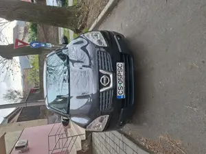 Vând Nissan qashqai2008