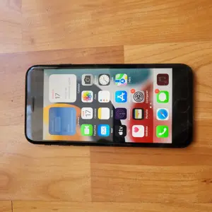 Vand iphone SE 2020 128 gb 