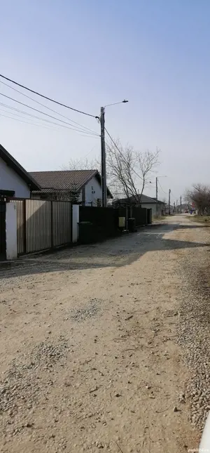 Teren la 400m distanță de Bd"PRINCIPAL. Comuna Berceni Ilfov. Gaz, Curent. 