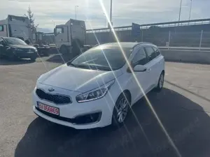 Inchiriere auto   Rent a car - imagine 3