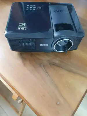 Videoproiector BenQ MP515