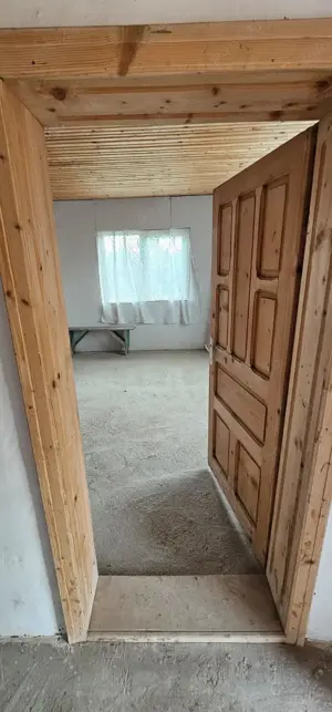 Casa de vânzare, com.Luciu - imagine 9