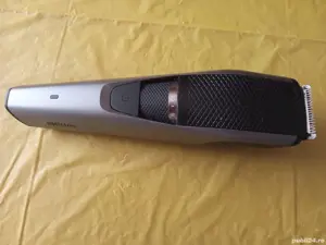 Mașina de tuns și barbierit Philips - imagine 2