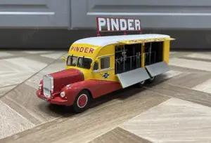 Macheta Generator Mobil Pinder 1:43 Editie Limitata