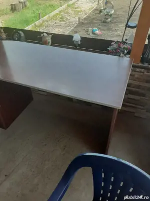 birou in stare bună 