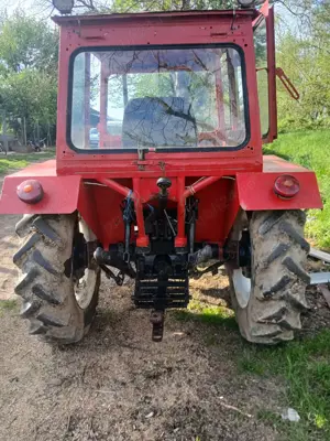de vanzare tractor in stare foarte buna