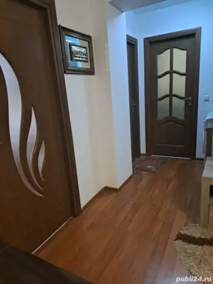 Vănzare apartament 3 camere - imagine 3