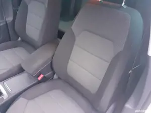 Volkswagen Passat  - imagine 9