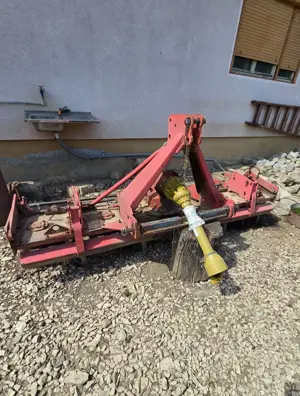 Vând utilaje: semănătoare, plug, grapă discuri, freză - imagine 5