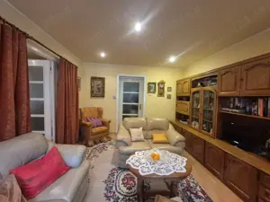 Apartament 2 camere, spatios, stare foarte buna