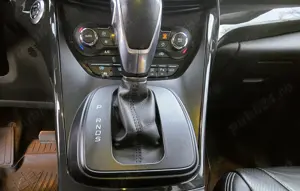 NOU: doar 10500 Euro, Ford KUGA TITANIUM-X, 2.0 TDCI, 4X4, automată, extra dotări. - imagine 8