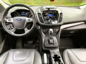 NOU: doar 10500 Euro, Ford KUGA TITANIUM-X, 2.0 TDCI, 4X4, automată, extra dotări. - imagine 9
