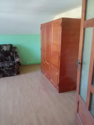 Ofer spre inchiriere doua  apartamente la casa in Alba Iulia - imagine 9 Ofer spre inchiriere doua  apartamente la casa in Alba Iulia - imagine 9