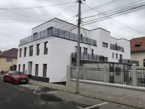 Spațiu de vânzare str Toamnei  - imagine 2