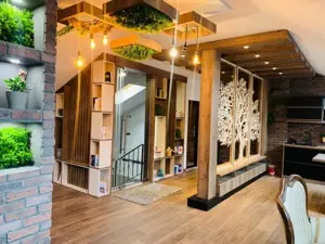 Ultracentral - Tomis Mall, spatiu IDEAL BIROURI,  120 mp.,mobilat modern