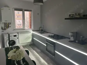 Apartament 2 camere central Hunedoara