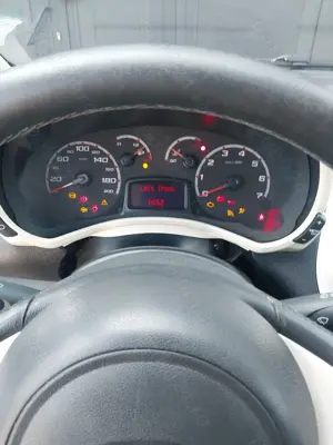 Ford ka 2011 benzina 1242 - imagine 7 Ford ka 2011 benzina 1242 - imagine 7