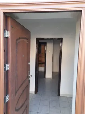 spatiu entru activitati comerciale