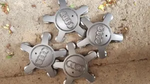 Vand set roti audi 225x55 r16 - imagine 4