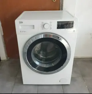 Beko. Capacitate 8 kg. Impecabilă 