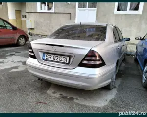 Mercedes Benz c 200 model kompresor  - imagine 3 Mercedes Benz c 200 model kompresor  - imagine 3