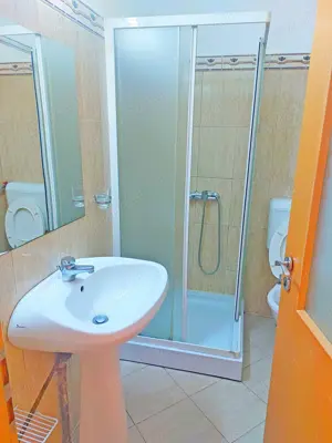 Blascovici cazare muncitori - imagine 15