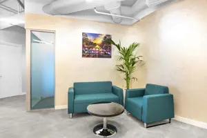 Spațiu de birou privat pentru 5 persoane în Regus Hermes