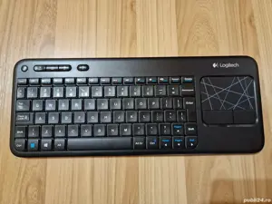 Vând Tastatură Wireless Logitech K400r, În Stare Impecabilă