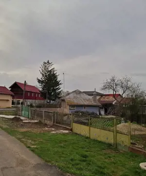 Crevedia - Darza , teren si casa batraneasca - imagine 3