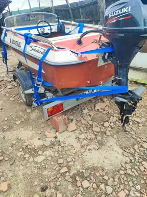 Vând barcă de pescuit  - imagine 5