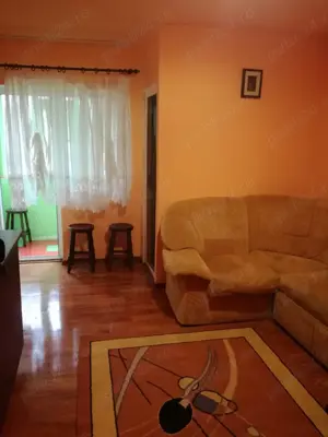 Persoana fizica- Vânzare Garsoniera Fetesti et2,mobilata,!